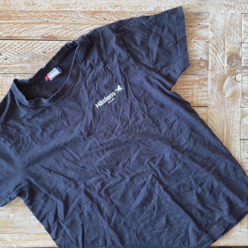 🐴Hästens Navy Blue Graphic T-Shirt Iconic Horse Logo🐴 ~Small
